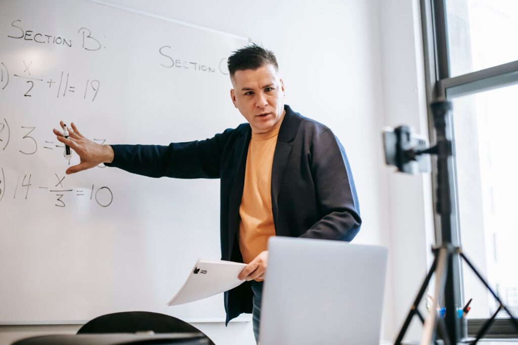 Online Math Tutors: 11 Outstanding Services to Unlock Your Potential